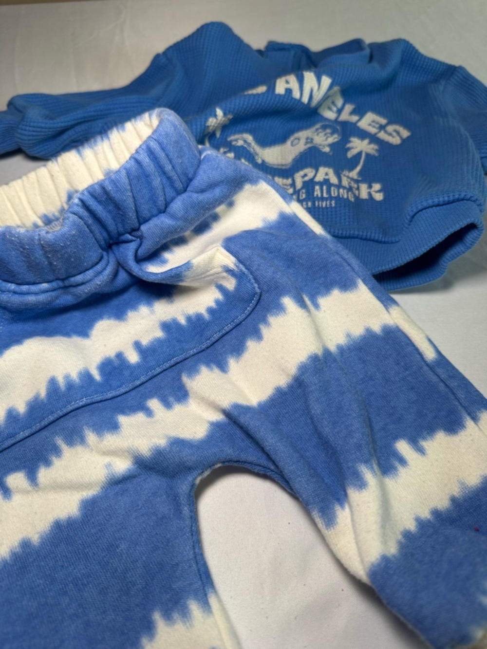 Grayson Kids' Blue & Cream Surf Matching Set - Picture 4 of 7